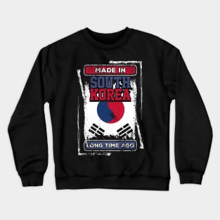 South Korea Flag Born Distressed Novelty Gift Crewneck Sweatshirt